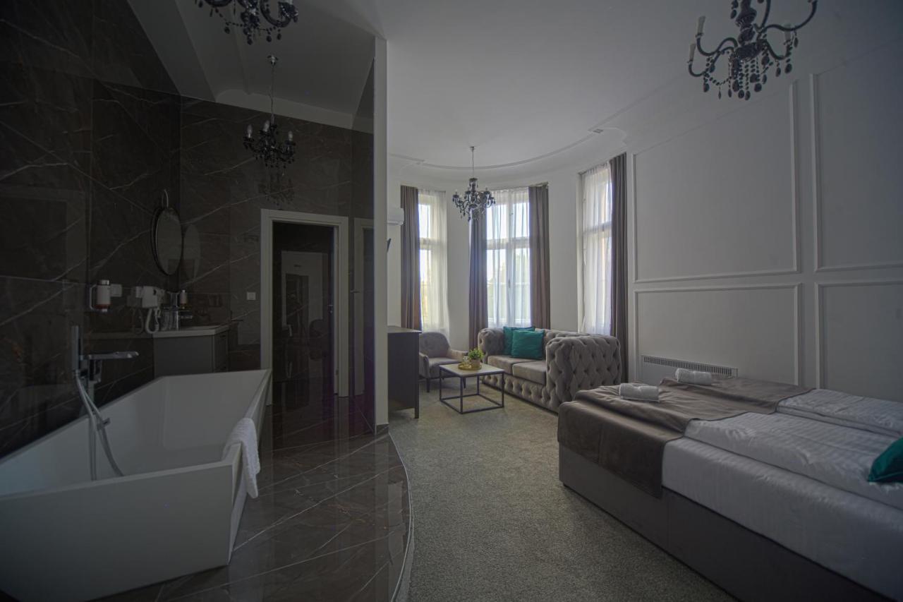 Kings Palace Belgrade Exterior photo